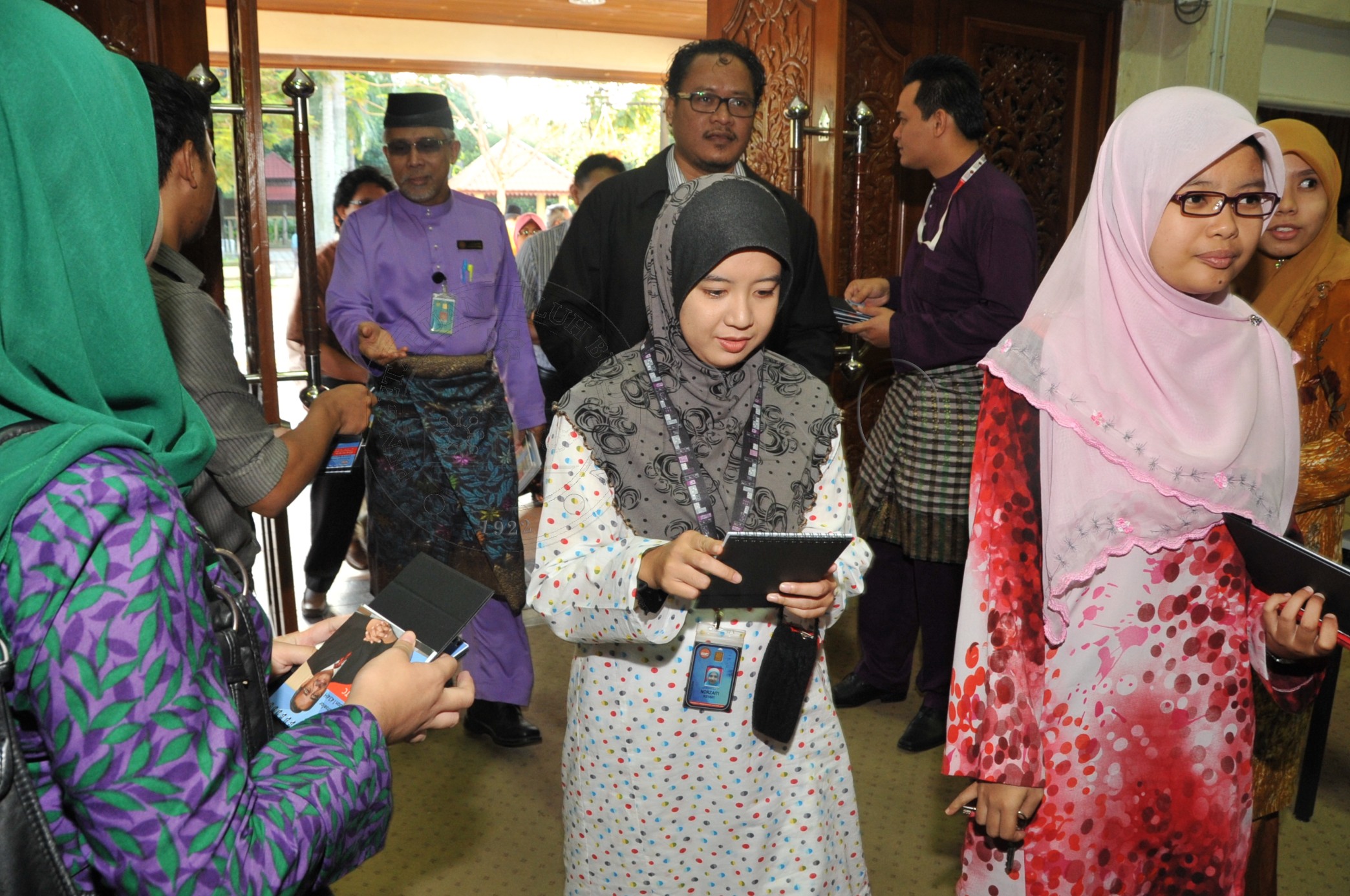 PRO 13 04 amanat  PRO 7427